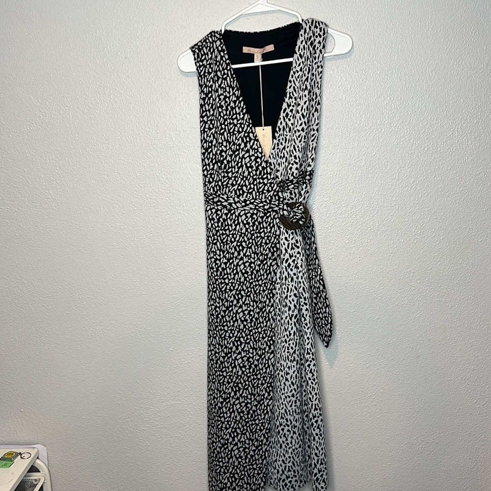 Anthropologie Hutch V-Neck Wrap Midi Dress Size Small NWT